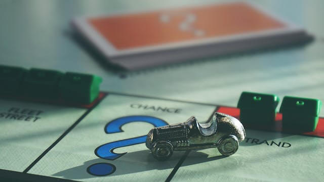 CurePay blog post of playing in social media for small businesses.